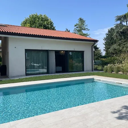 Luxury Loft Ai 2 Lecci Relaxing Oasis With Pool Villa *