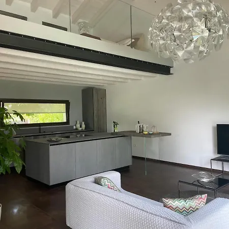 Villa Luxury Loft Ai 2 Lecci Relaxing Oasis With Pool *