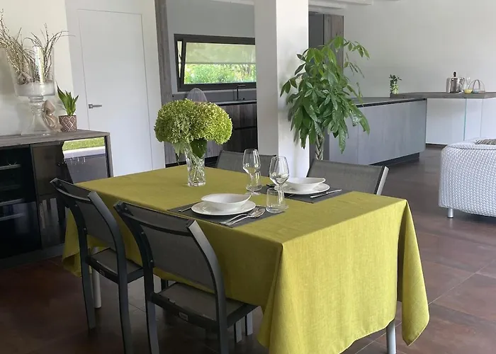 Luxury Loft Ai 2 Lecci Relaxing Oasis With Pool * Cadoneghe